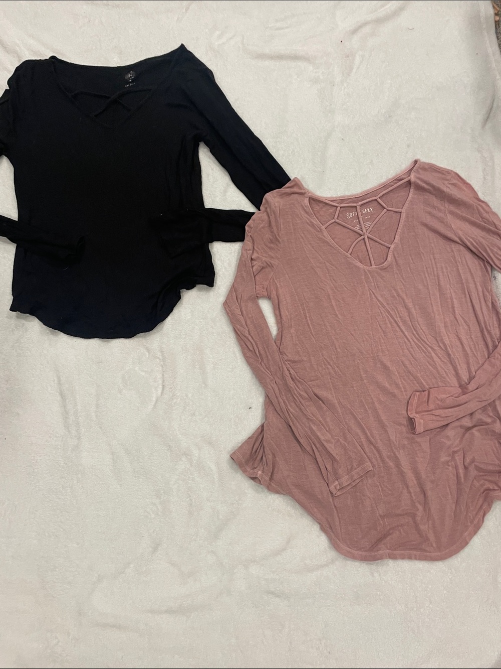 Soft Crisscross Long Sleeve Tee in Black and Mauve Pink